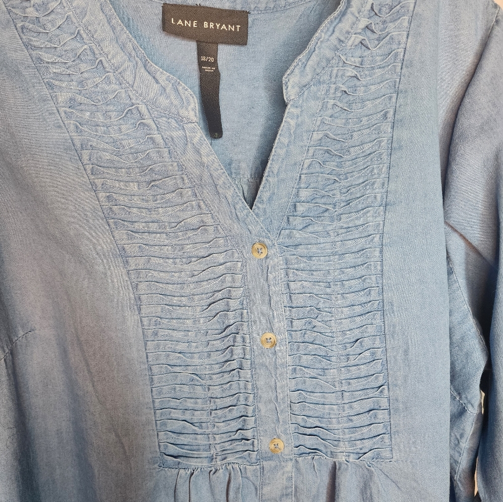 Lane Bryant Light Blue Chambray Button-Front Tunic with Pintuck Bib - Picture 2 of 3